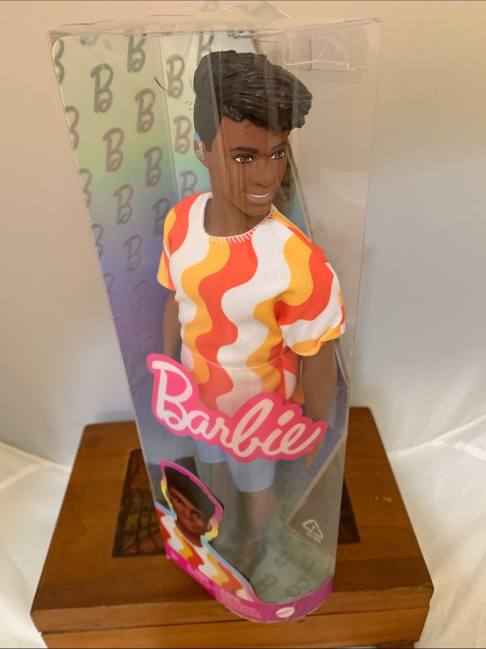 Fashionista 220 Ken Hearing Aid NRFB Excellent Condition Barbie